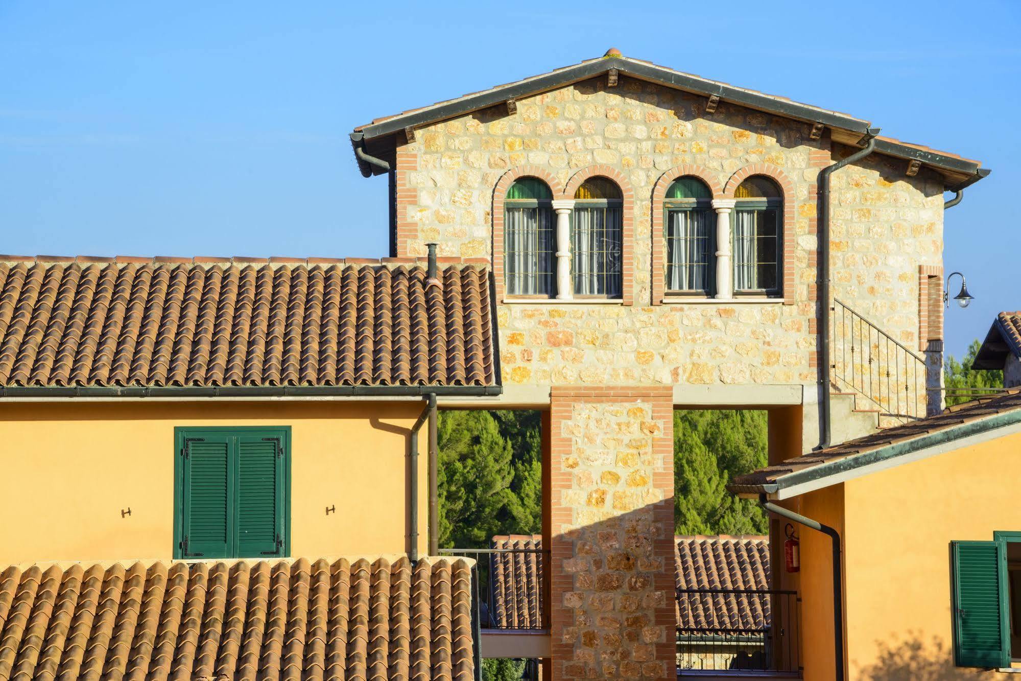 Pian Dei Mucini Resort Il Borgo Massa Marittima Buitenkant foto