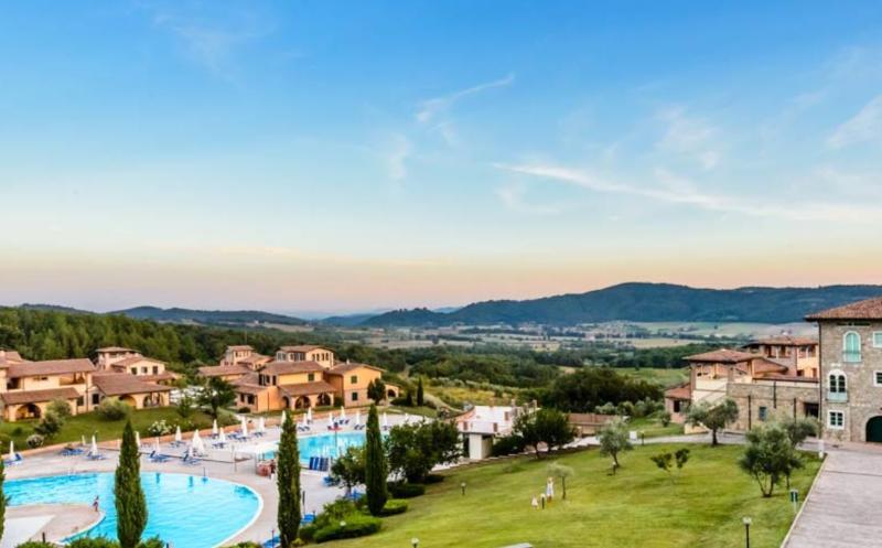 Pian Dei Mucini Resort Il Borgo Massa Marittima Buitenkant foto